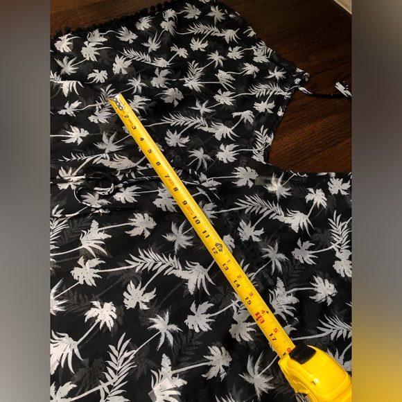 Miken Swim Women’s XS Black/White Sheer Kimono V-Neck Palm Tree Swim Cover-Up - Picture 7 of 9